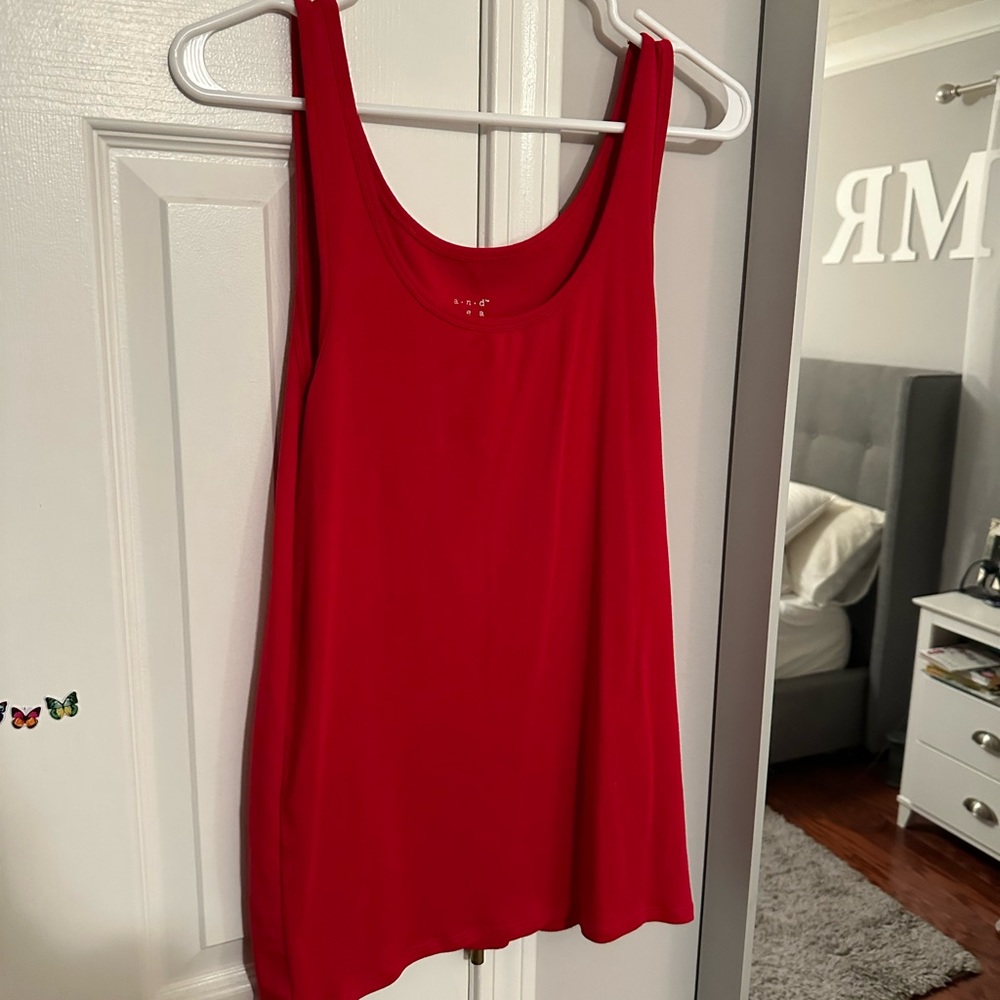 Women tank top